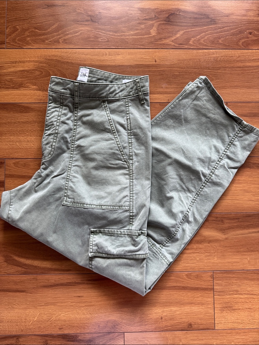 GAP Green Barrel cargo Pants 12